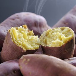 お歳暮 熊本 徳用蜜芋 「紅はるか」 食品 ギフト プレゼント 贈答 熨斗 のし 贈り物 記念日 お祝い 冠婚葬祭 内祝 御祝 無地 出産内祝 結婚内祝 御見舞 快気祝 御仏前 志 お供(代引不可)【送料無料】