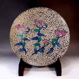 【有田焼 陶芸家 藤井錦彩作】有田焼美術品 染錦プラチナ彩不如帰絵飾り大皿 文字入れ可能な木箱入り（伝統工芸品・絵皿・飾皿・法人ギフト）