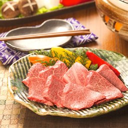 お歳暮 ギフト 飛騨牛 焼肉 ギフト 特上 霜降り&赤身 食べ比べ セット 1,100g 1.1kg A5 A4 [送料無料] | 肉 結婚祝い 出産祝い 内祝い プレゼント 焼き肉 香典返し 還暦祝い 退院祝い 退職祝い 牛 友三角 モモ 三角バラ みすじ