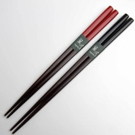 【彫刻名入れ】★送料無料★塗分け(一膳)【耐久力のある鉄木使用】【贈り物】【お手軽ギフト】