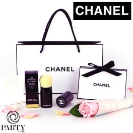 CHANEL(シャネル) 【ギフトセット】 PINCEAU KABUKI パンソー カブキ N°108　コスメ 化粧品 デパコス ギフト プレゼント ブランド 高級 女性 人気 ラッピング ブーケ 母の日 ホワイトデー クリスマス 誕生日 キット コフレ 彼女 記念日 女友達 感謝 【季節のソープフラワーブーケ】