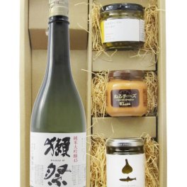 ★ 送料無料 ★ 獺祭 純米大吟醸45 720ml ＋ おつまみ3点セット【 日本酒・おつまみセット 】【 6334 】【 ハロウィン 贈り物 ギフト プレゼント 誕生日 結婚のお祝い 】