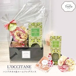ロクシタン人気の ハンドクリーム × 香る ルームフレグランス × タオル × フラワー の華やか ギフトセット ロクシタン ハンドクリーム ギフト 人気の ロクシタンハンドクリーム 30ml ギフト NEW 【ルームフレグランス フラワー ローズブーケ】 ハンドタオル ギフト ロクシタン ギフト 詰め合わせ 誕生日 女性 