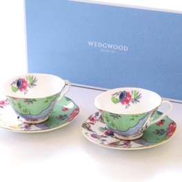 ウェッジウッドWEDGWOOD ハーレークイン バタフライブルーム ティーカップ＆ソーサー　ペア（グリーン）【御結婚御祝・内祝・新築御祝・還暦御祝・御礼・寿・ギフト包装可能】