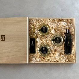 トリュフギフト５点【桐箱】【夏季冷蔵便】高級調味料 御歳暮 御祝 内祝 フレッシュトリュフジャパン