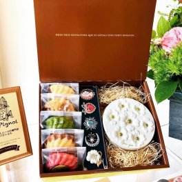 お菓子な宝石箱ギフト
