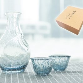 冷酒グラスセット東洋佐々木ガラス 日本製 ブルー カラフェ 300ml グラス 55ml 3点セット G604-M70母の日 父の日バレンタイン結婚祝い プレゼント ビール日本酒ウイスキー敬老の日退職祝いお歳暮お中元