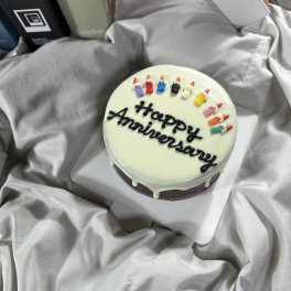 推し活に✨️キャンドルアニバーサリーケーキ