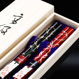 【輪島塗】夫婦箸【縁】ペア箸 お箸 箸 おしゃれ かわいい セット ペア 結婚祝い 金婚式 結婚記念日 贈り物 還暦祝い 誕生日 プレゼント オシャレ めおと箸 お祝い 両親