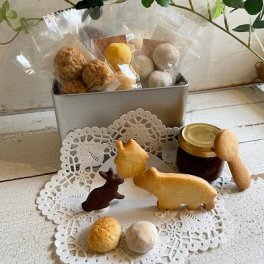 くまとうさぎの生カラメルクッキー缶 ギフト お菓子 焼き菓子 プレゼント 個包装 プチギフト とろーり 生キャラメル 母の日 プレゼント マザーズディ 可愛い 素敵 缶クッキー 動物