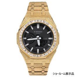G-SHOCK GA2100 フロステッドゴールド カスタム バゲッドカットCZダイヤベゼル（キュービックジルコニア）カシオーク ステンレス製 艶消しモデル Frosted Edition ゴールド【ショールーム展示品】