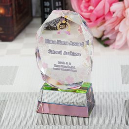 クリスタルトロフィー CR-16（大）（中）（小）名入れ 記念品 表彰状 退職記念 周年記念 創立記念 ゴルフ スポーツ イベント 優勝 プレゼント ギフト おしゃれ