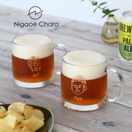 似顔絵 おしゃれ 名入れ ビールジョッキ 【にがおえキャラ＊ビールジョッキ（２個ペアセット）】 結婚祝い 結婚記念日 ペア 両親 還暦祝い 退職祝い 記念品 プレゼント ギフト 贈り物 家族 敬老の日 母の日 父の日 カップル お揃い 実用的 メッセージも入ります