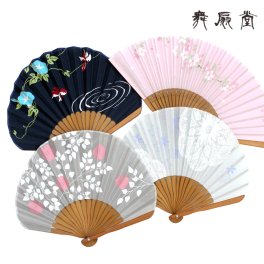 ★名入れ対応『【女性用扇子】Lady's  fuwa／レディースふぅわ扇子袋セット(紙箱)』※桐箱刻印不可　名入れ 母の日 おしゃれ 可愛い 和風 プレゼント お祝 誕生日 記念日 お礼 還暦 古稀 喜寿 傘寿 米寿 日本土産 海外 敬老の日 周年記念 結婚祝 成人 退職祝 ノベルティ