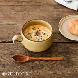 studio m’  スタジオエム ケイット 520cc[スープカップ 陶器 大きめ おしゃれ かわいい レンジ対応 日本製 スープボウル 取っ手 スープ 椀 食器 カフェ風 スープボール スープマグ] 即納