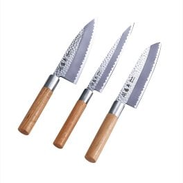 関藤平 Classic 包丁3本組セット（三徳・刺身・出刃）  三徳包丁（刃渡り16.5cm）、刺身包丁（刃渡り18cm）、出刃包丁（刃渡り16.5cm）