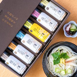 無添加 おだしカクテル ゆず6本セット（ゆずかつお、椎茸、玉葱、鰹、昆布、あご 各1本 ） 御年賀 寒中御見舞 お中元 内祝 お歳暮 手土産 国産 天然 高級だし 健康 調味料 贈答 結婚式 引出物 お祝 内祝い 出産 誕生日 プレゼント ギフト 敬老の日 免疫 実用的 ギフト