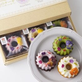 【人気のスイーツギフト】お花のケーキ　3個詰合せ