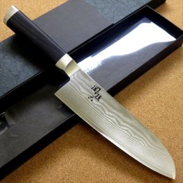【関の刃物】【三徳包丁 16.5cm(165mm)】【国産日本製】貝印 関孫六 ダマスカス ステンレス複合材 口金付き 積層強化木ハンドル 家庭用 文化包丁 送料無料(※一部地域を除く)