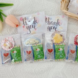 プチギフト  お配り 4個セット チョコ ホワイトデー お礼 サンキュー退職 送別 小分け ノベルティ 販促品 ブライダル  卒業 卒園   詰め合わせ サンリオ