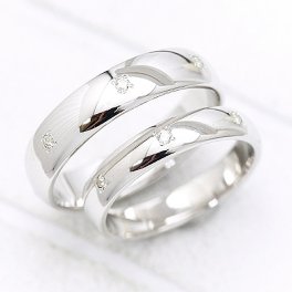 【名入れ】【刻印】 ペアリング 指輪 プラチナ PT100 (pt10％) ダイヤモンド 0.07ct ストレート 甲丸 幅広 マリッジリング