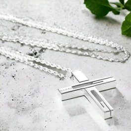 グッチ ネックレス メンズ レディース ブランド スターリングシルバー クロス 十字架 228364 J8400 8106 シルバー アクセサリー プレゼント 実用的
