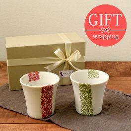 フリーカップペアギフト 麻の葉 美濃焼 送料込み  ギフト 贈り物 プレゼント 夫婦湯呑 湯呑み 湯のみ 湯飲みペアギフト ペア食器 和食器 おしゃれ 箱入り 結婚祝い 内祝い 引っ越し祝い 長寿