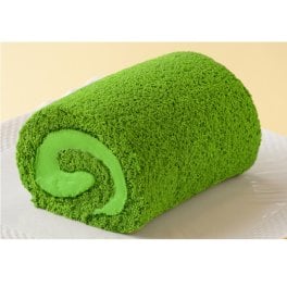 贅沢な抹茶ロールケーキ