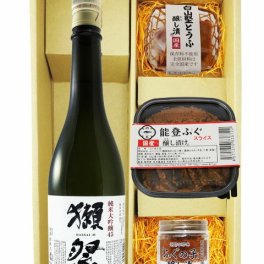 ★ 送料無料 ★ 獺祭 純米大吟醸45 720ml ＋ 醸し漬 3種セット【 日本酒・おつまみセット 】【 要冷蔵 】【 6333 】【 ハロウィン 贈り物 ギフト プレゼント 誕生日 結婚のお祝い 】