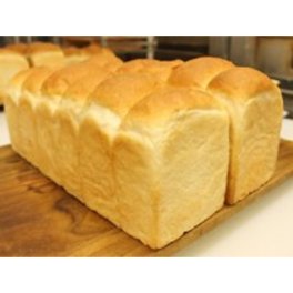 【素材すべてが純国産品！】純国産食パン　天然酵母　天然酵母パン　食パン　パン　ぱん 苺屋　ギフト　
