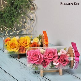 送料無料 プリザーブドフラワー 花 ボトルフラワー 大／メッセージカード クリスマス 結婚記念日 プレゼント ギフト 結婚祝い ウェディング 新郎 新婦 誕生日 プロポーズ お祝い 女性 妻 かわいい おしゃれ フラワー 開店祝い 入学祝い 卒業祝い バラ ガラスボトル 御祝い 母の日 敬老の日 ハロウィン クリスマス 新年 正月 ホワイトデー バレンタインデー いい夫婦の日