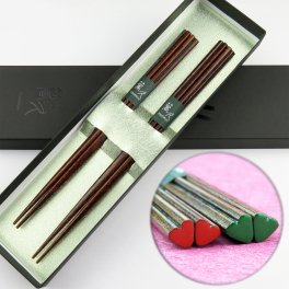 ハートがかわいい人気デザイン！【彫刻名入れ】★送料無料★ハート箸　夫婦セット【お手軽ギフト】お早め配送！！【結婚祝い】