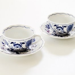 【欧州名陶】カールスバード　ブルーオニオン　ティーカップ＆ソーサー　ペア【御結婚御祝・内祝・新築御祝・還暦御祝・御礼・寿・ギフト包装可能】