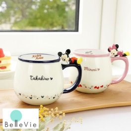【名入れ】 《マグカップ》 ☆名入れディズニーすやすやマグカップ☆ 【名前入りマグカップ】【名前入りコーヒーカップ】 【父の日】 【母の日】 誕生日・記念日・結婚祝い などのプレゼントにオススメ！ 【ラッピング・メッセージカード無料】