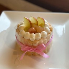 米粉のりんごとさつまいものデコレーションケーキ わんちゃん用（犬）ケーキ 誕生日 お祝い