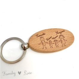 【Family Love】木製 家族 ネーム キーホルダー 誕生 記念 お祝い お名前刻印 父の日 母の日 クリスマス プレゼント