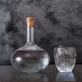敬老の日【送料無料】【フラスコ型ボトルのいいちこ】いいちこフラスコボトル 720ml 三和酒類 かわいい おしゃれ ギフト 化粧箱入り ラッピング 熨斗 送料無料(北海道、沖縄を除く)