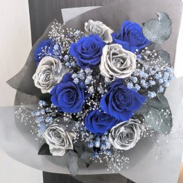 【プリザーブドフラワー／青い薔薇とシルバーローズ11輪の花束・ラッピング付き】