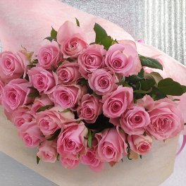 ピンク バラ 花束 25本 お祝 歓送迎会 還暦祝い 60本 結婚式 母の日 プロポーズ108本 100本 薔薇  ピンクばら プレゼント 生花 バレンタイン 誕生日 サプライズ 卒業式 誕生日プレゼント  記念日 ギフト 薔薇の花束