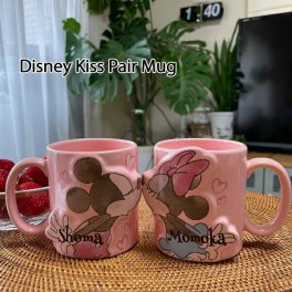 【ペア】名前入り プレゼント ディズニー 名入れ オリジナル キスマグ ペア マグカップ ペアマグ 誕生日 結婚祝い ミッキー ミニー ドナルド デイジー ラプンツェル アリエル 美女と野獣 スティッチ チップ デール わんわん物語 レディ トランプ 記念日 プレゼント