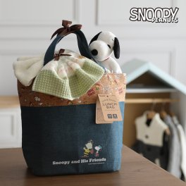 おむつバッグ おむつケーキ スヌーピー 出産祝い 日本製 オーガニック ウォッシュタオル 名入れ 刺繍 可愛い ベビーグッズ ランチバッグ トートバッグ 保冷バッグ 赤ちゃん 子供 出産 ベイビー クリスマス ハロウィン バレンタイン 七五三 初節句 子供の日 ギフトセット 人気 端午の節句 ひな祭り 男の子 女の子