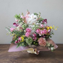 【大人アレンジメント】オ・シャ・レ・に【大切な方へ】恋人 上司 両親 お祝い プロポーズ 結婚祝い 開店祝い 開業祝い 発表会 送別会 引越し祝い 新築祝い 結婚記念日 誕生日 退職祝い ギフト プレゼント 豪華 母の日