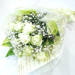 グリーンローズ花束　花言葉「 あなたは希望を持ちえる 」【バラの花束】 ★バラの花束/グリーンローズ花束★【緑のバラ】【誕生日 花】【記念日】【結婚祝い 花】 【お祝い】 