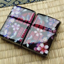 ペアZippoケース「火」 【名入れ】【送料無料】 和柄 ジッポ 桜 職人 手作り ZIPPO ライター 灰皿 和風 桜色 さくら ハンドメイド 記念日 誕生日 プレゼント ギフト 贈り物 お祝い 伝統 工芸 人気 おしゃれ かっこいい 喫煙具 婚約 結婚記念日 古希 喜寿 米寿 敬老の日 父の日 母の日 クリスマス バレンタイン 電子タバコ ケース アイコス イルマ 加熱式タバコ