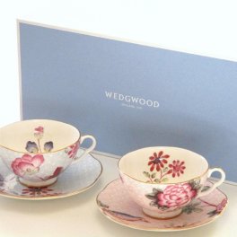 送料無料　ウェッジウッドWEDGWOOD　ハーレクインカッコー　ティーカップ＆ソーサーペア　（ピンク、ブルー）【御結婚御祝・内祝・新築御祝・還暦御祝・御礼・寿・ギフト包装可能】