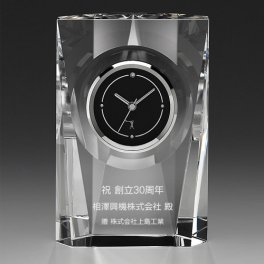 KAGAMI カガミクリスタル オプティカル クロック Q433 名入れ彫刻代込み 記念品 受賞記念 プレゼント お祝い 名前 刻印 トロフィー ホールインワン カガミ 法人記念品 周年記念 永年勤続 時計 クリスタル 光学ガラス シンプル クロック