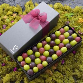 フルーツ ギフト 贈り物【無料リボンラッピング】結婚 御祝 誕生日【ぶどうの宝石箱 ヴェレゾンスブーケ】 岡山 葡萄 シャインマスカット ピオーネ 桃太郎ぶどう 果物【10月上中旬から発送】