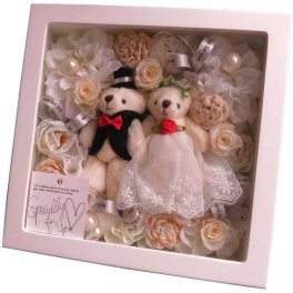 結婚祝い 結婚記念日 記念日 サプライズ ウェディング ベアー ぬいぐるみ 花束風 プリザーブドフラワー入りギフト ガラスケース プレゼント 恋人 奥さん 友人 両親 妻