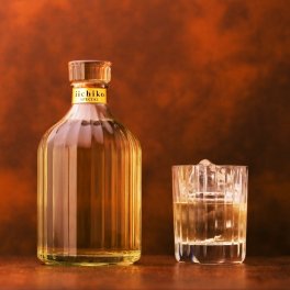 敬老の日【送料無料】【焼酎ギフト】いいちこ スペシャル 麦 720ml 化粧箱入り 長期熟成 貯蔵 麦焼酎 熨斗 ラッピング 送料無料(北海道、沖縄を除く) 