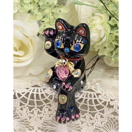 【おしゃれな招き猫】お座り招き猫：ブラック【デコレーション】座り お座り 猫 ねこ cat キャット 黒猫 デコレーション 置物 風水 まねきねこ ラインストーン キラキラ 商売繁盛 開店祝い 合格祈願 御祝 内祝 縁起物 誕生日 記念日 母の日 お祝い 贈り物 プレゼント ギフト 可愛い かわいい